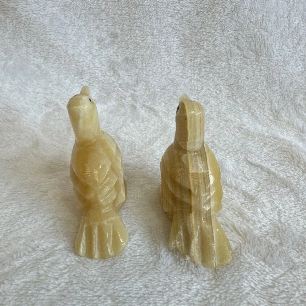 Carved White Stone Pair Set Dove Birds Sculptures Paperweight 2” Desk Decor‎